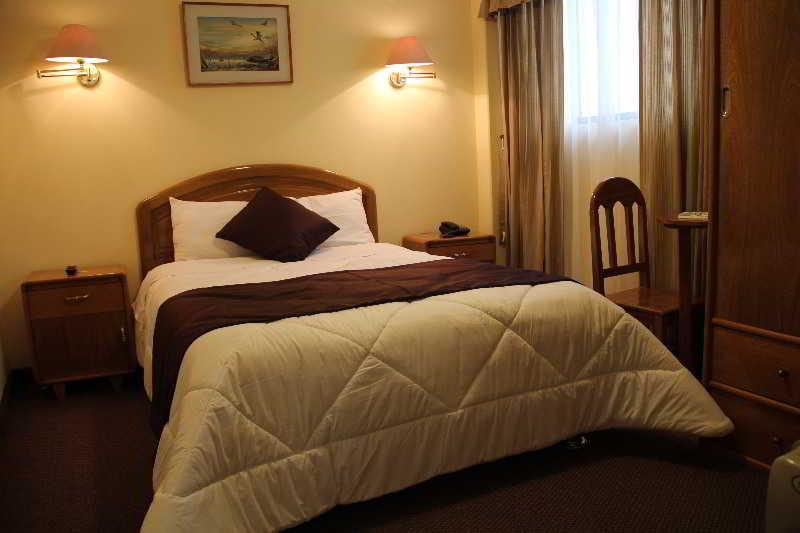 Balsa Hotel